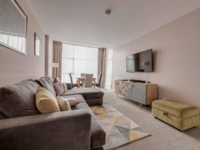 LUXURY Central Flat with all your home comforts
